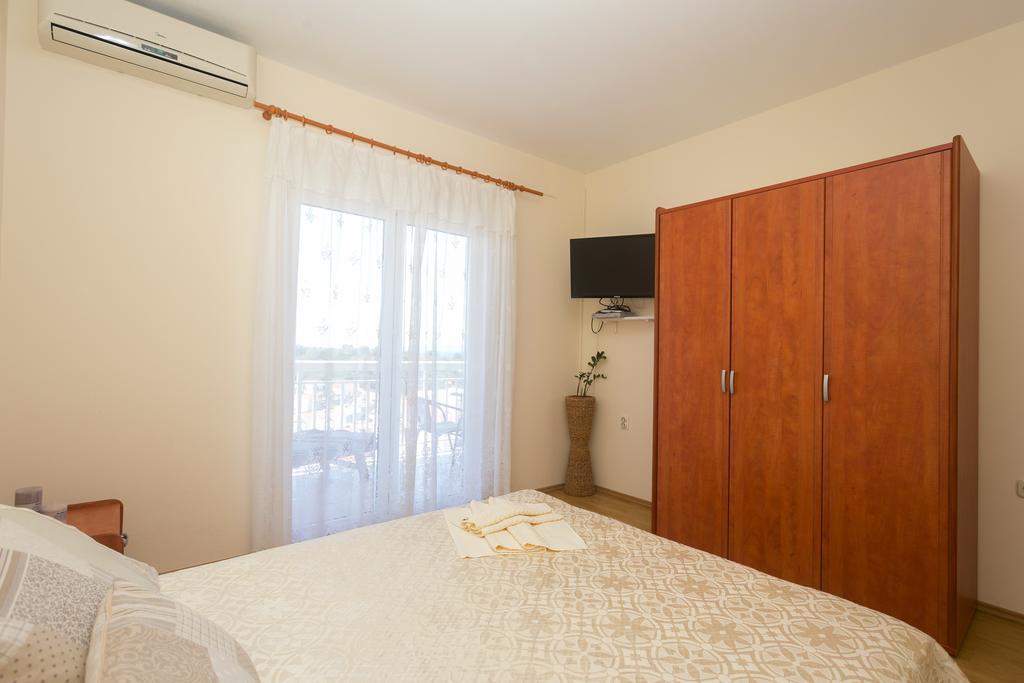 Vucic Apartments Χβαρ Εξωτερικό φωτογραφία